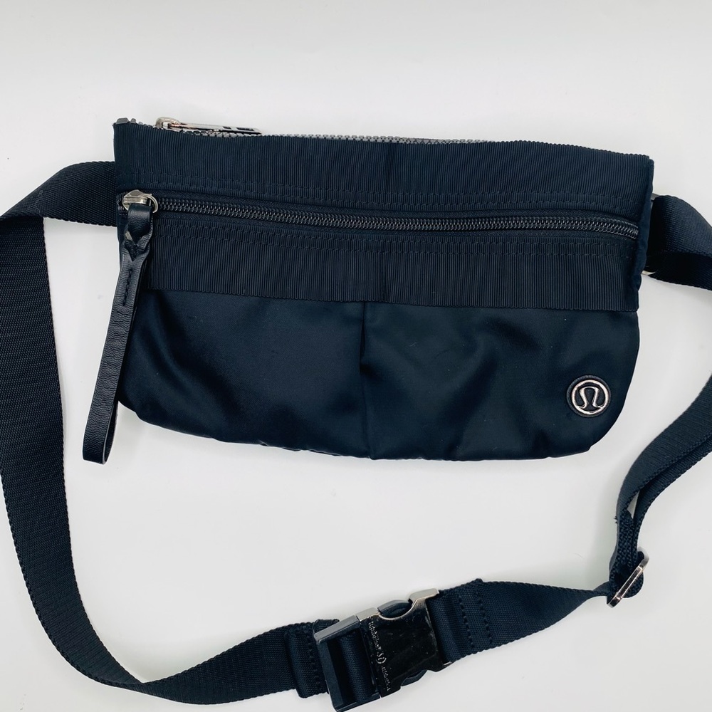 lululemon athletica Black Belt Bag